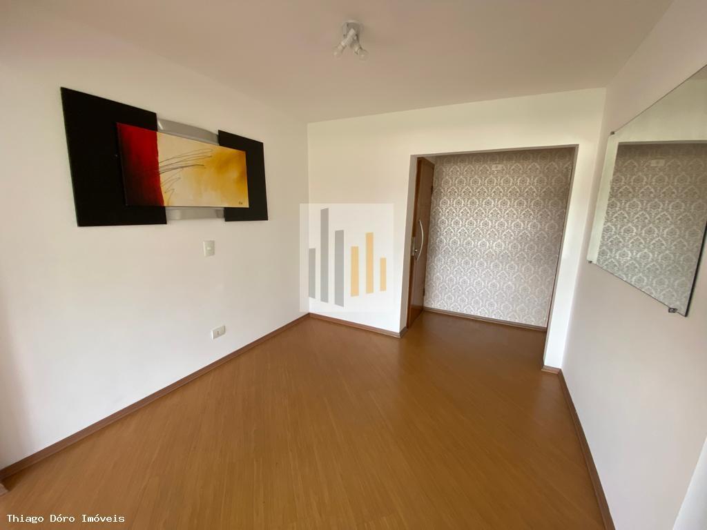 Apartamento à venda com 3 quartos, 68m² - Foto 4