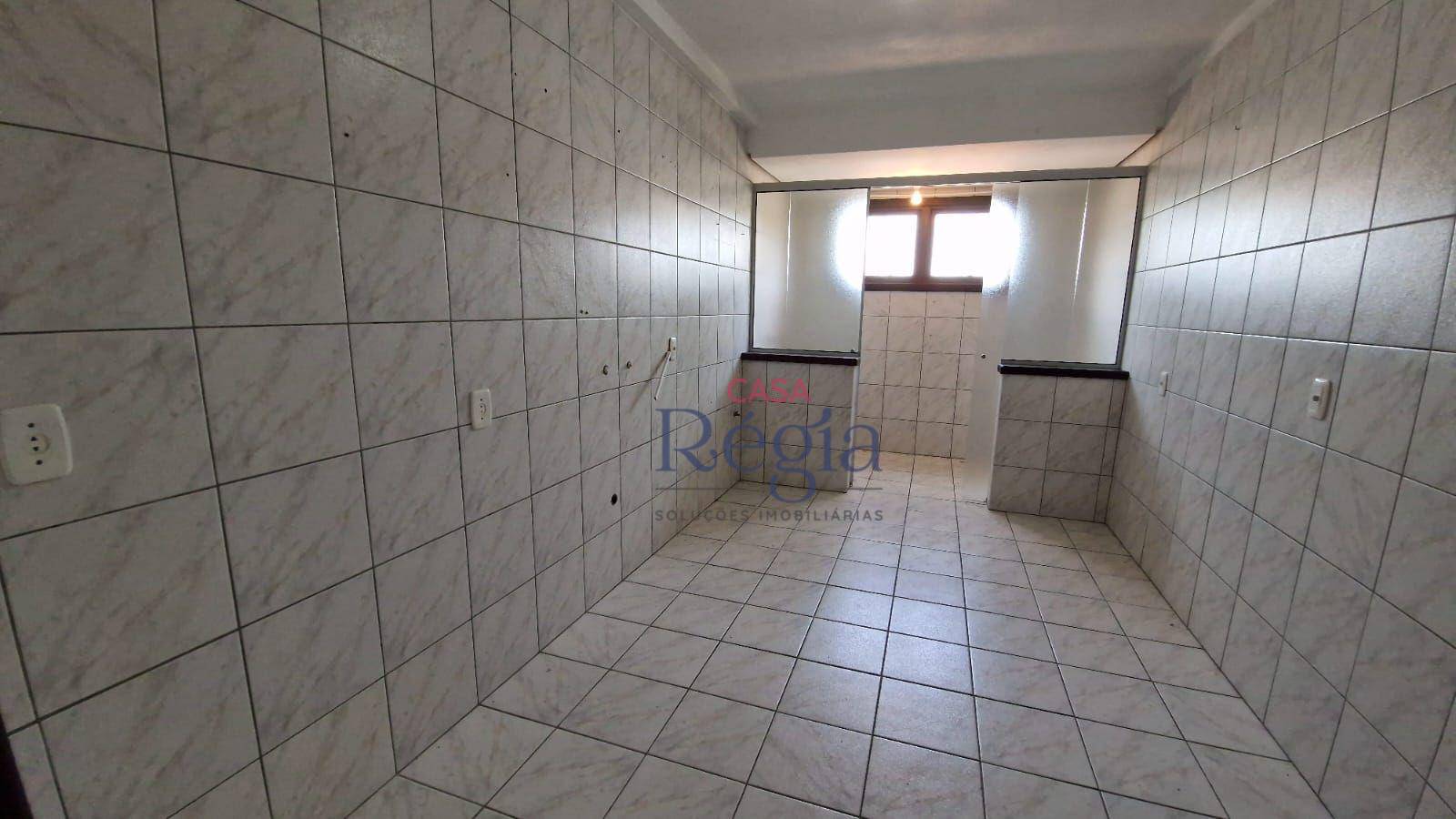 Apartamento à venda com 2 quartos, 76m² - Foto 21