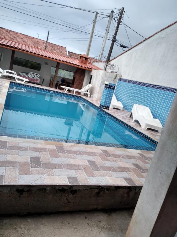 Casa à venda com 5 quartos, 250m² - Foto 1