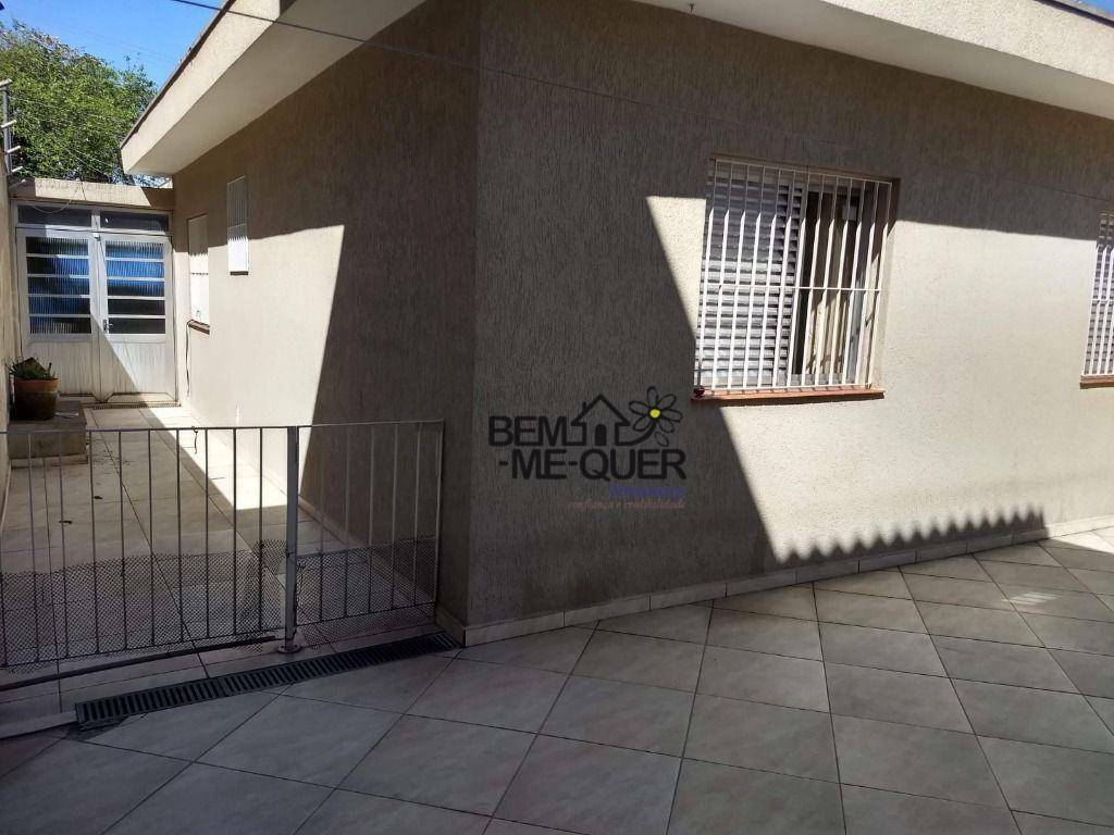 Casa à venda e aluguel com 3 quartos, 178m² - Foto 25