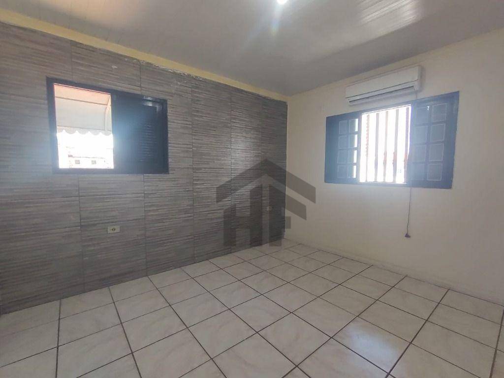 Casa à venda e aluguel com 3 quartos, 150m² - Foto 6