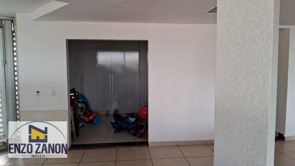 Sobrado à venda com 4 quartos, 379m² - Foto 30