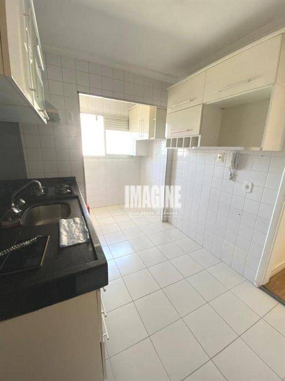 Apartamento à venda com 2 quartos, 65m² - Foto 12