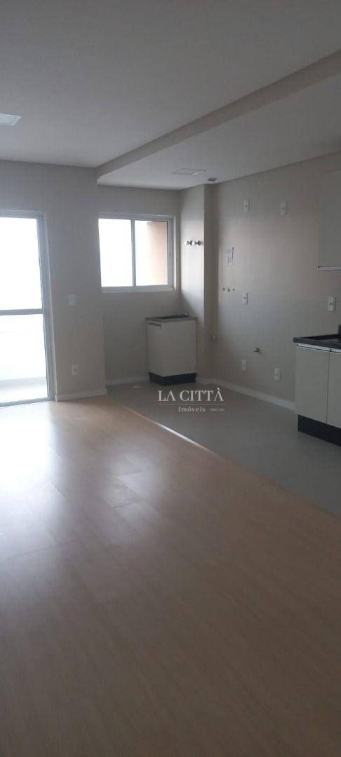 Apartamento para alugar com 2 quartos, 63m² - Foto 3