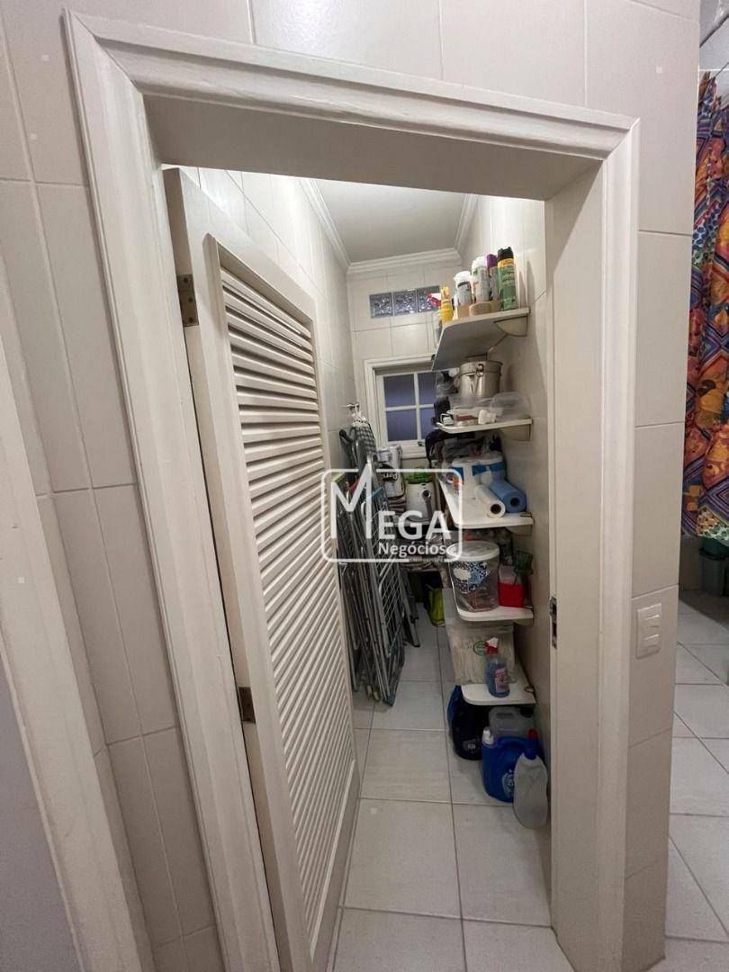 Casa de Condomínio à venda com 3 quartos, 230m² - Foto 23