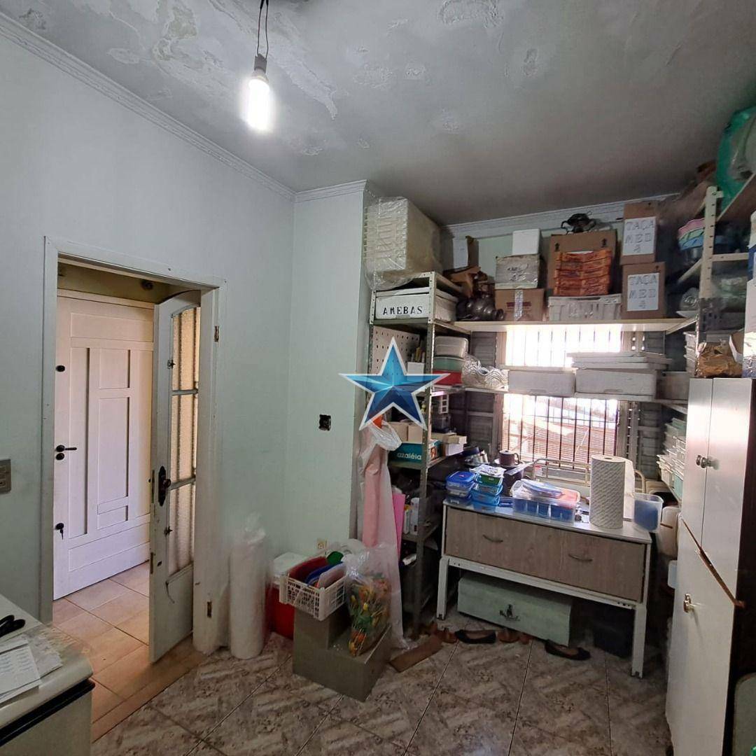 Sobrado à venda com 4 quartos, 200m² - Foto 33