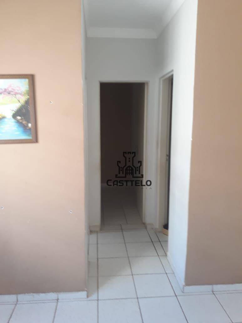 Apartamento à venda com 2 quartos, 51m² - Foto 4