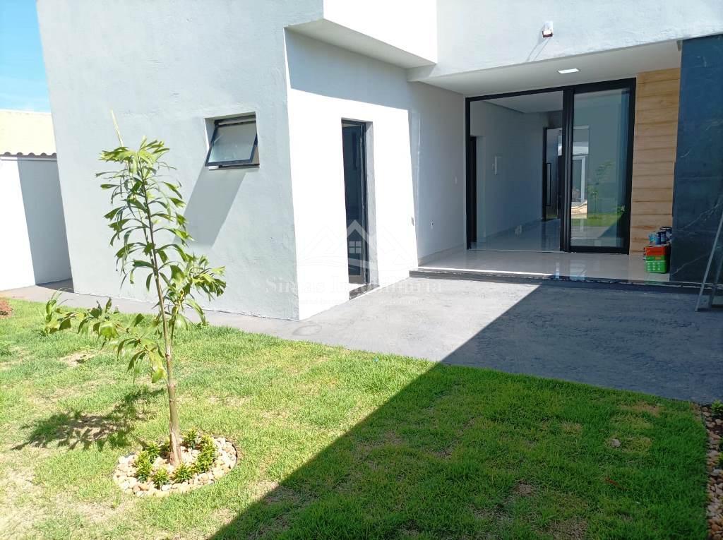 Casa à venda com 2 quartos, 80m² - Foto 25