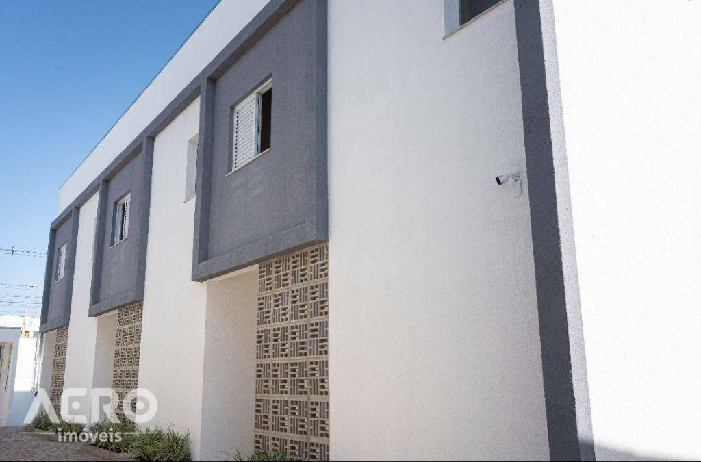 Casa de Condomínio à venda com 2 quartos, 83m² - Foto 6