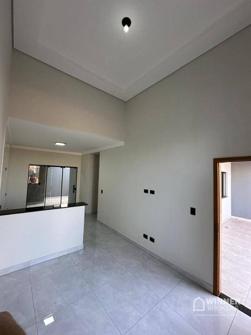 Casa à venda com 3 quartos, 84m² - Foto 3