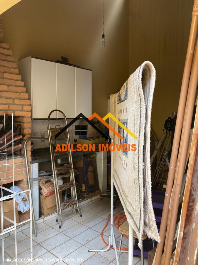 Casa à venda com 3 quartos, 250m² - Foto 13