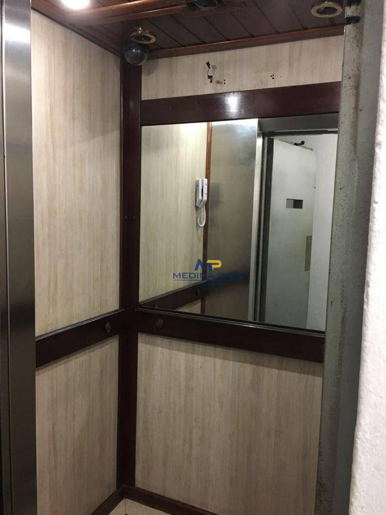 Apartamento à venda com 2 quartos, 80m² - Foto 28