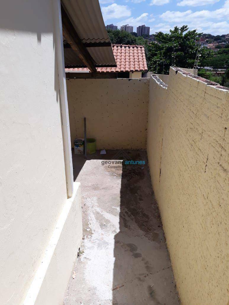 Casa à venda com 3 quartos, 180m² - Foto 6