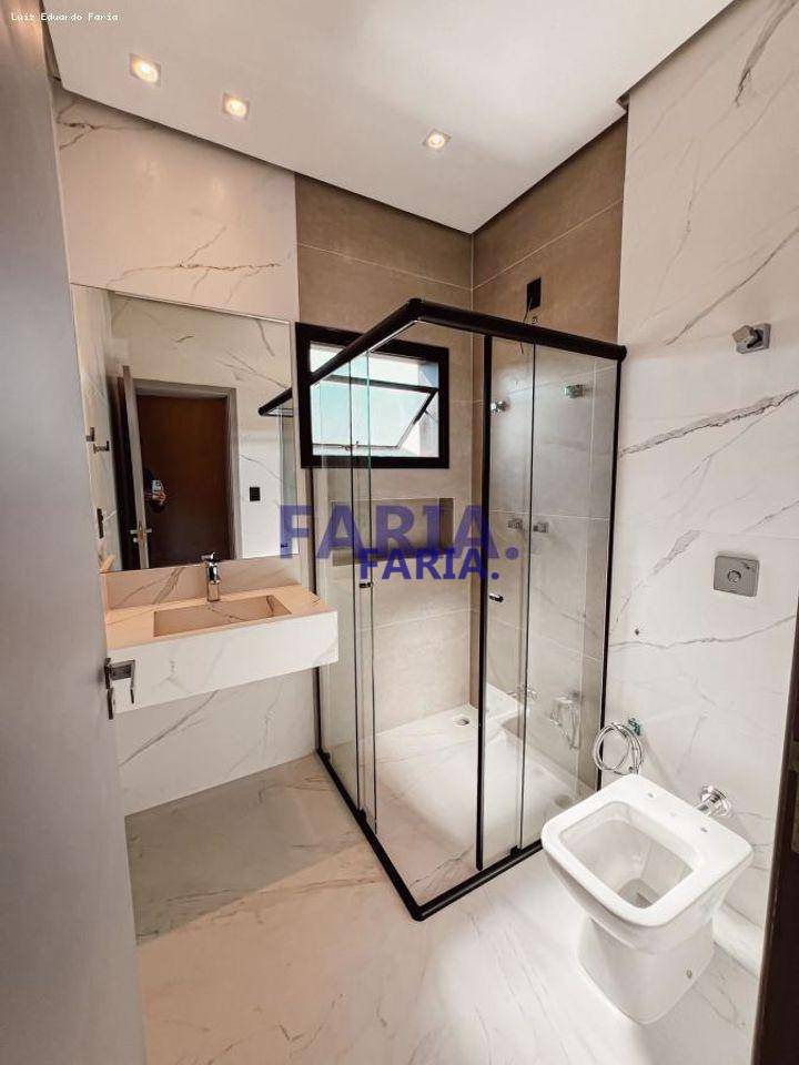 Casa de Condomínio à venda com 5 quartos, 420m² - Foto 13