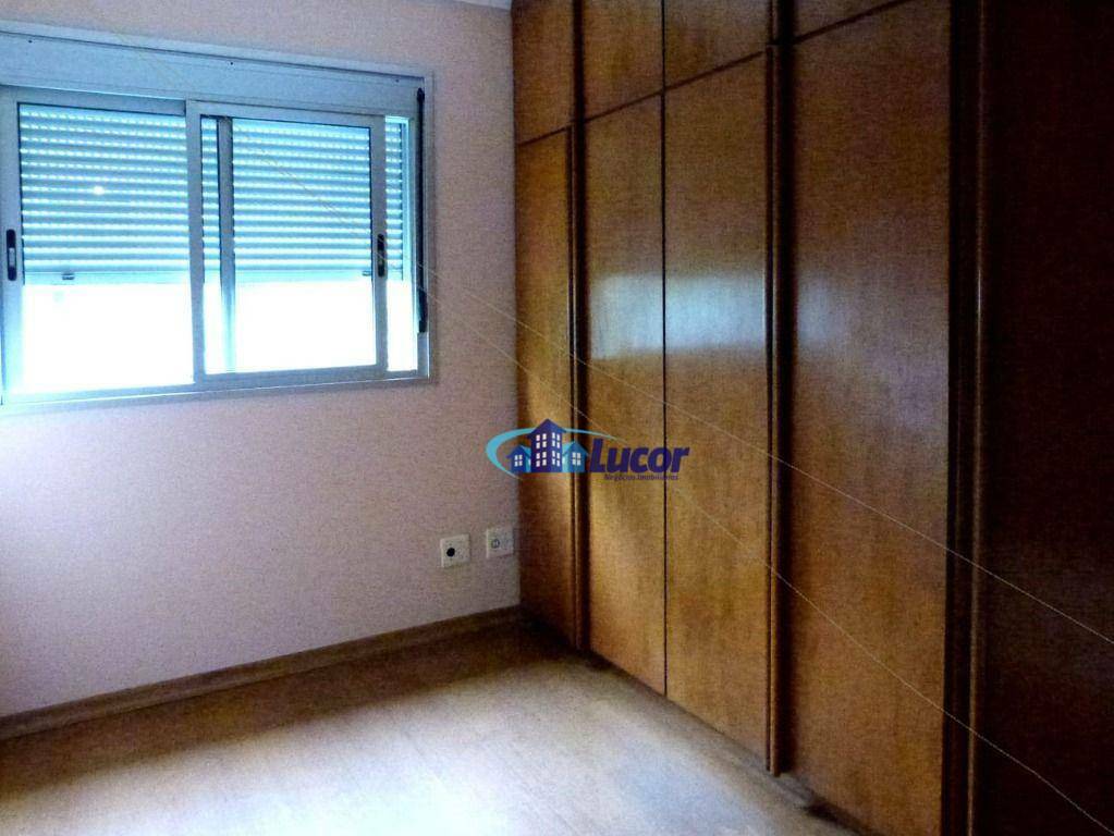 Apartamento para alugar com 3 quartos, 77m² - Foto 7