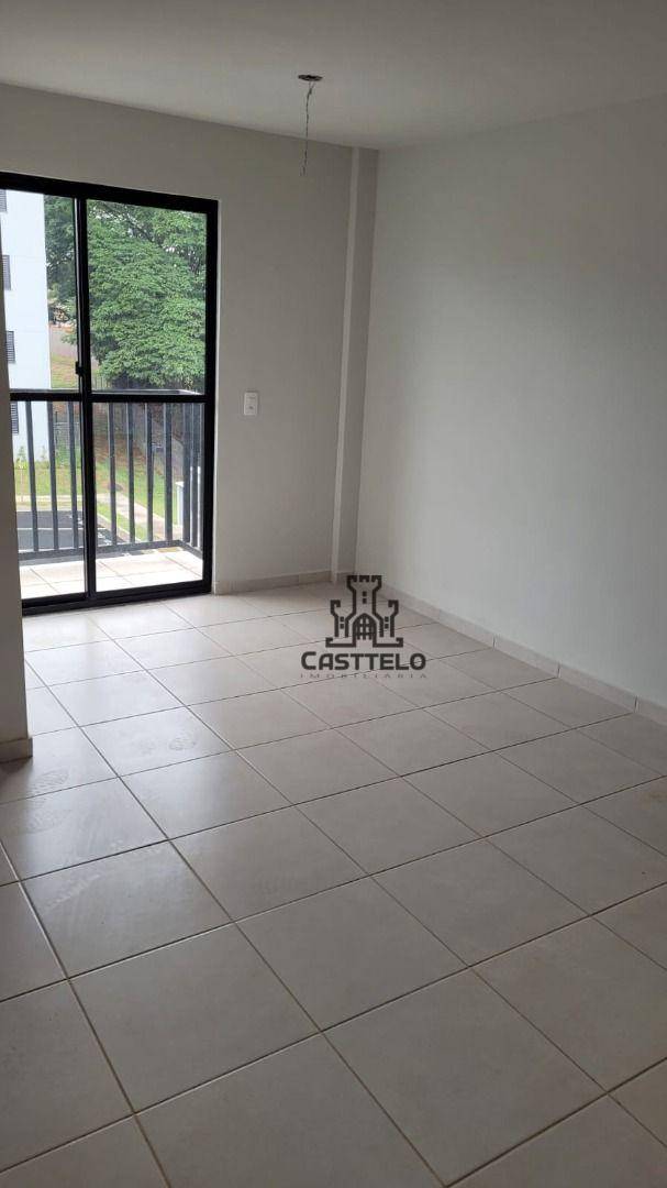 Apartamento à venda com 3 quartos, 54m² - Foto 1