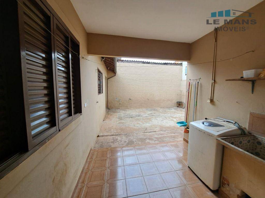 Casa à venda com 3 quartos, 144m² - Foto 15