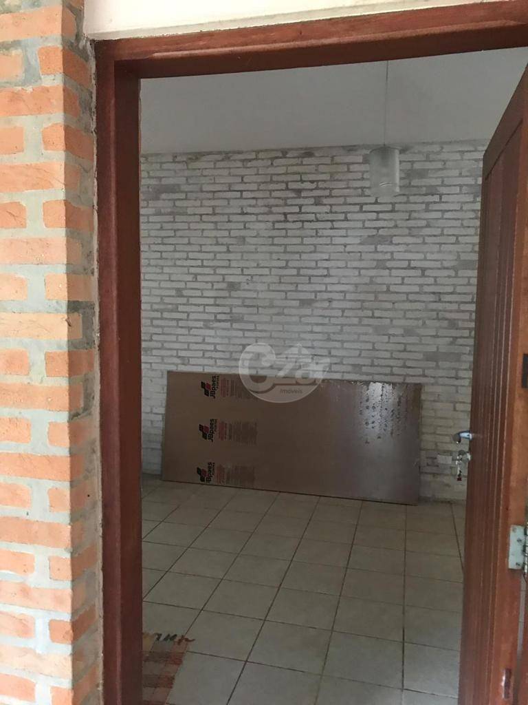 Casa à venda com 4 quartos, 217m² - Foto 5