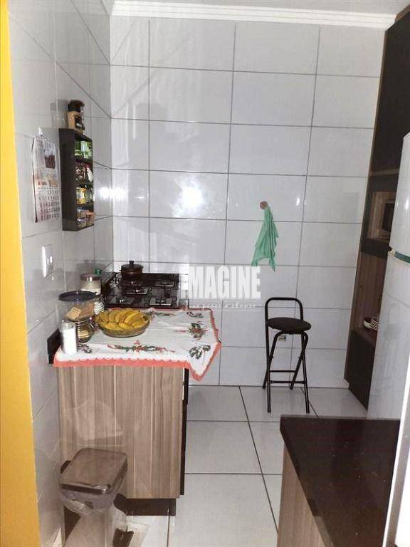 Sobrado à venda com 2 quartos, 54m² - Foto 5