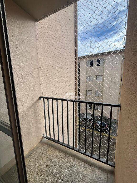 Apartamento à venda com 2 quartos, 56m² - Foto 4