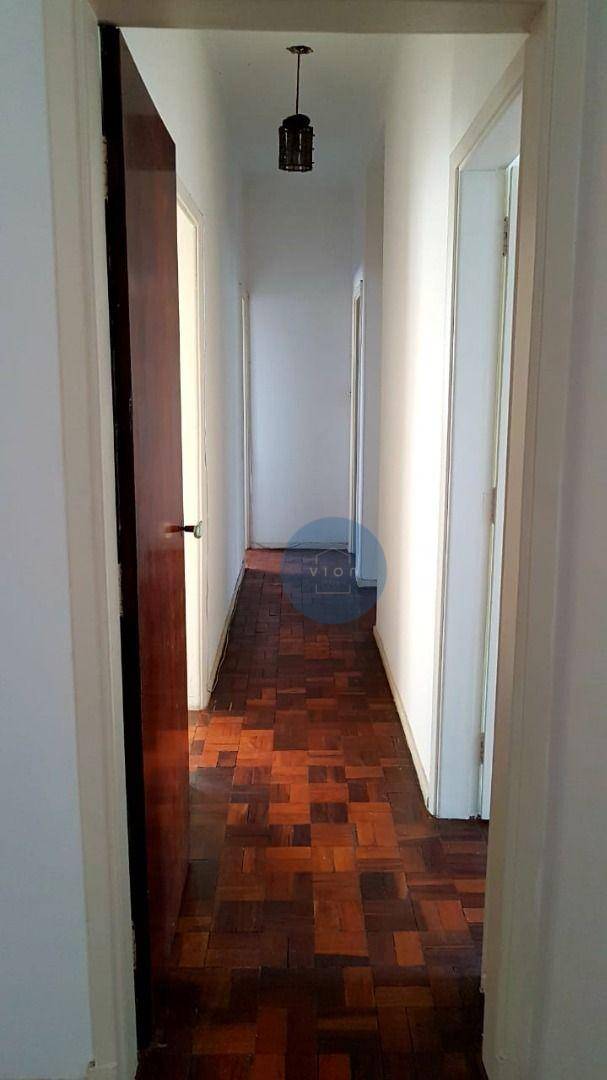 Apartamento para alugar com 3 quartos, 140m² - Foto 8