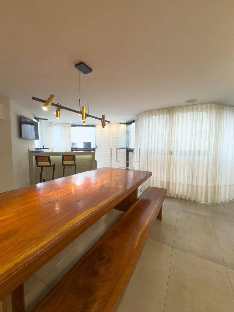 Apartamento, 3 quartos, 160 m² - Foto 2