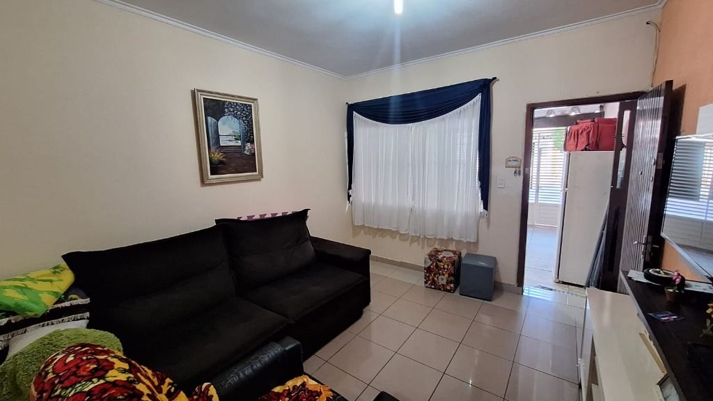 Sobrado à venda com 3 quartos, 118m² - Foto 1