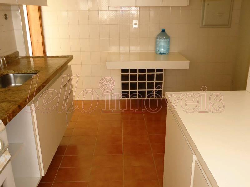 Apartamento para alugar com 3 quartos, 116m² - Foto 14