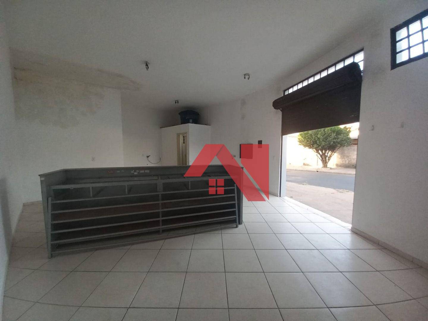 Casa à venda com 2 quartos, 260m² - Foto 18