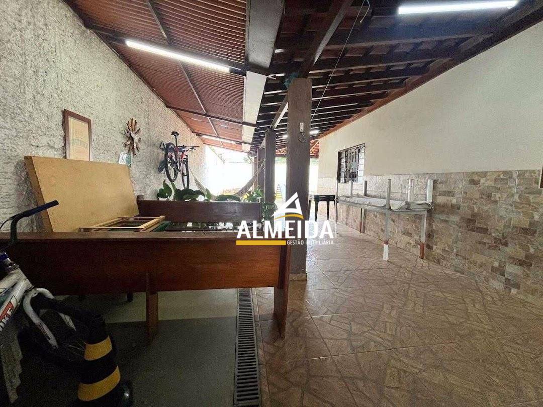 Casa, 3 quartos, 204 m² - Foto 9