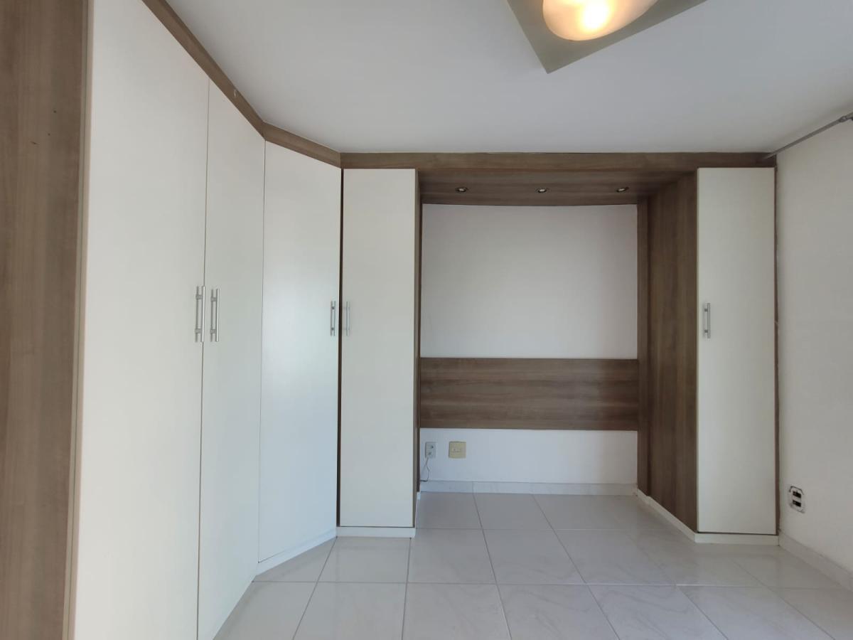 Apartamento à venda com 2 quartos, 85m² - Foto 14