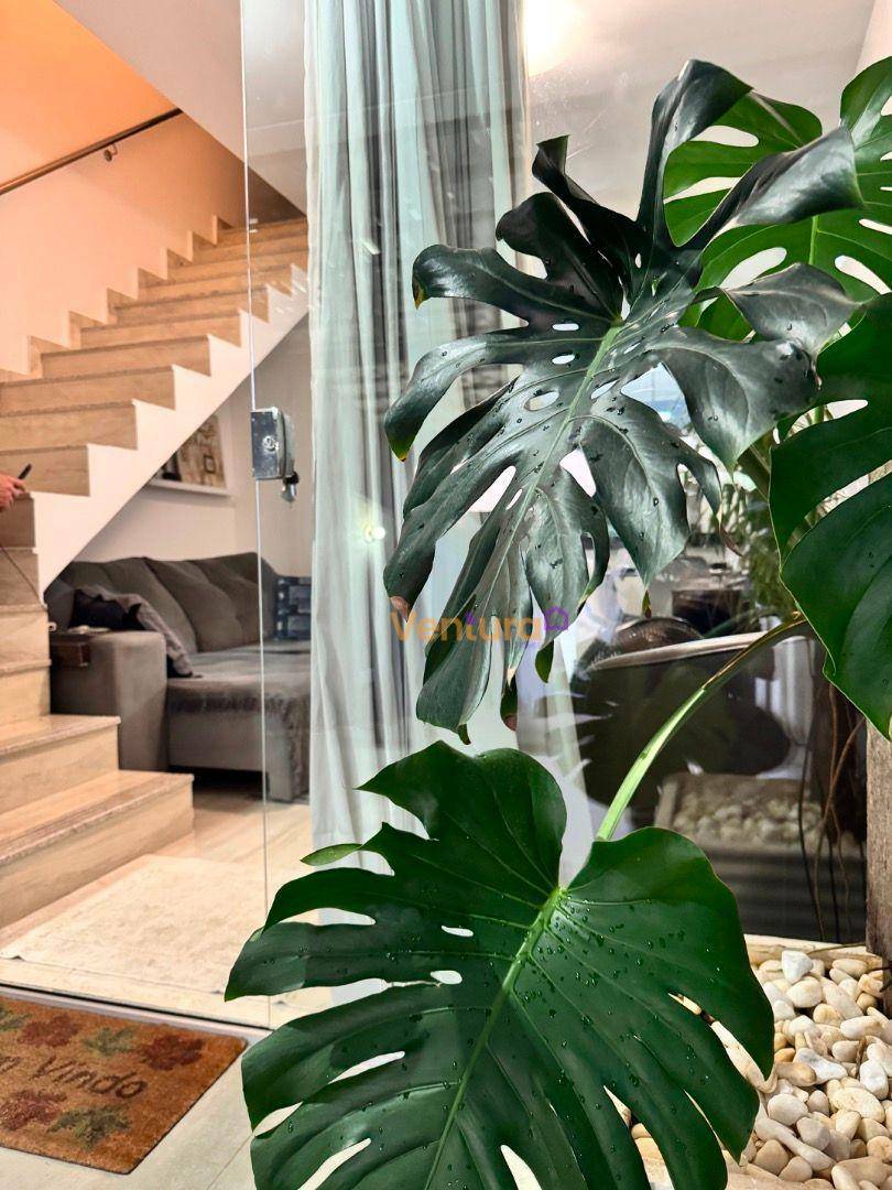 Casa à venda com 2 quartos, 78m² - Foto 3