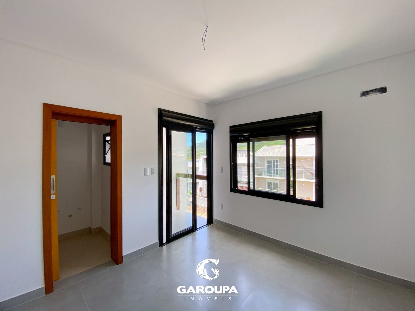 Casa à venda com 3 quartos, 131m² - Foto 12