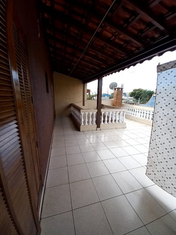 Sobrado à venda com 2 quartos, 75m² - Foto 15