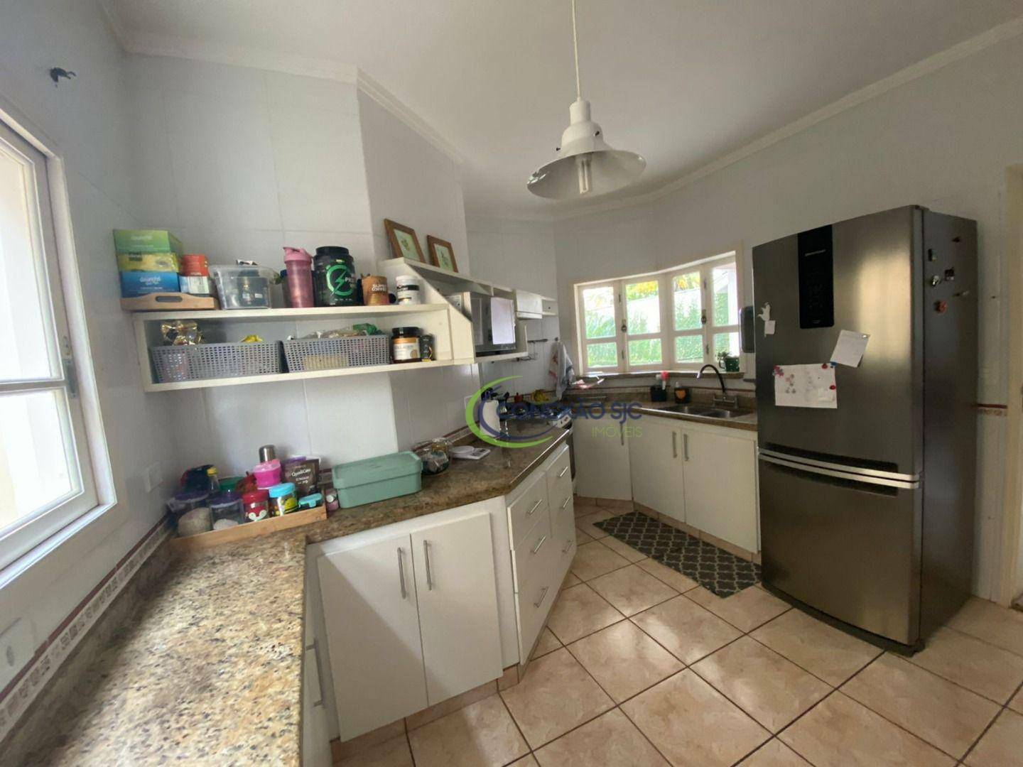 Casa de Condomínio à venda com 4 quartos, 320m² - Foto 20