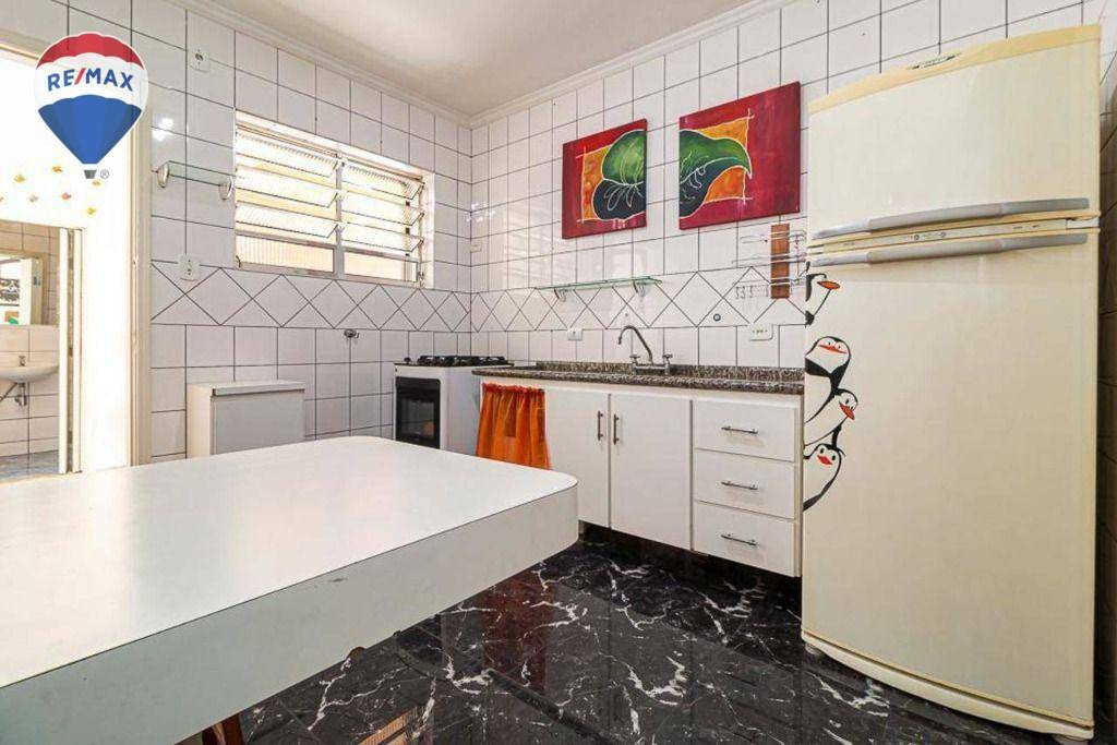 Casa à venda com 4 quartos, 180m² - Foto 13