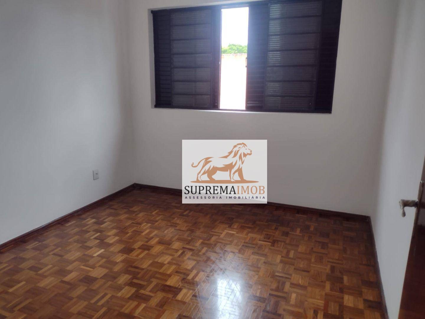 Casa à venda com 3 quartos, 273m² - Foto 11