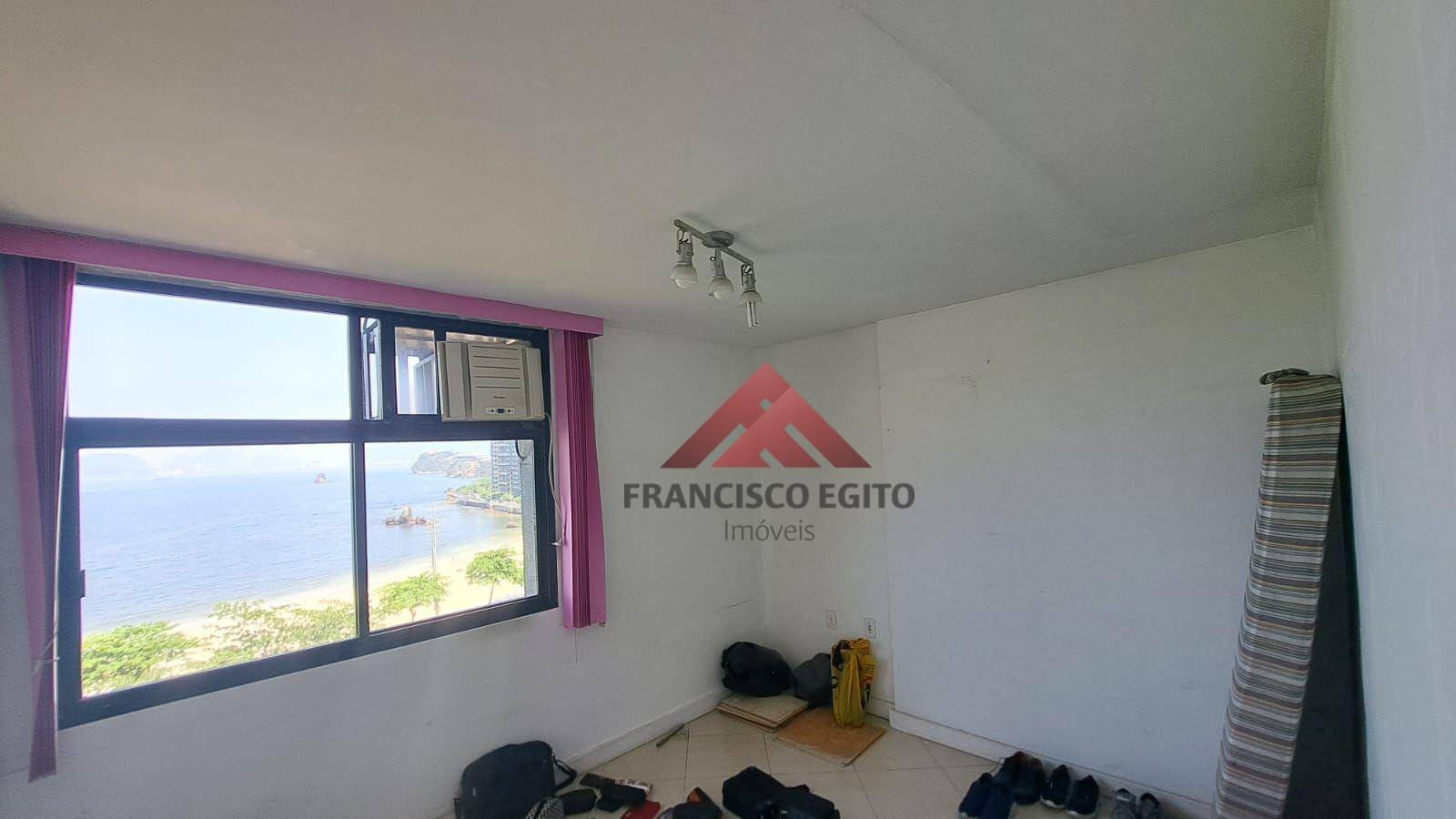 Apartamento para alugar com 4 quartos, 180m² - Foto 17