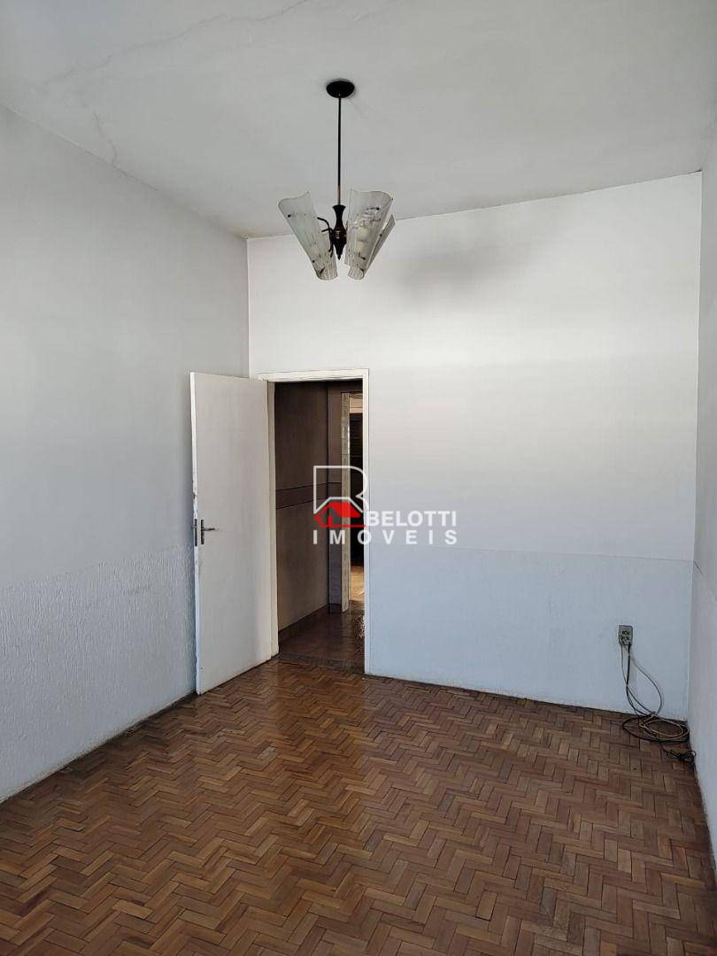 Casa à venda com 4 quartos, 262M2 - Foto 2