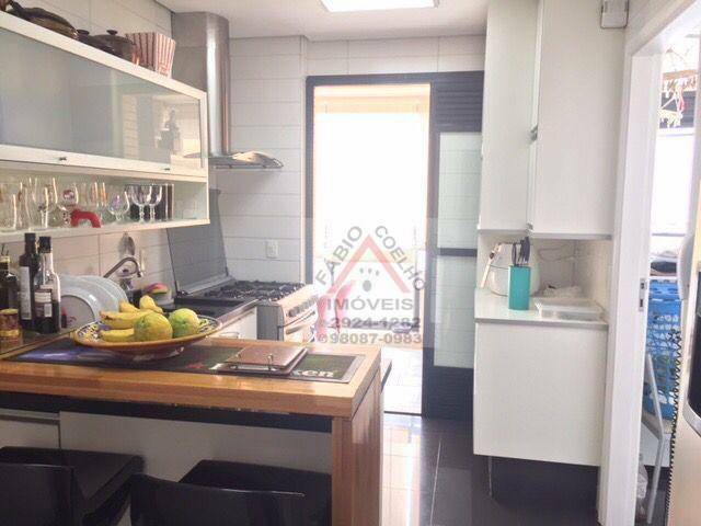 Apartamento à venda com 4 quartos, 196m² - Foto 6