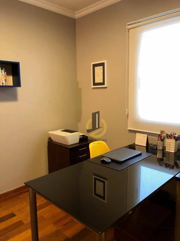 Apartamento à venda com 3 quartos, 130m² - Foto 19