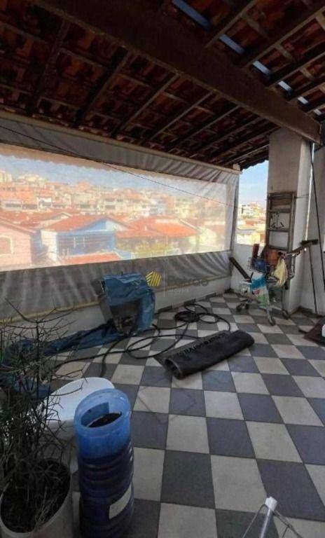 Sobrado à venda com 3 quartos, 245m² - Foto 20