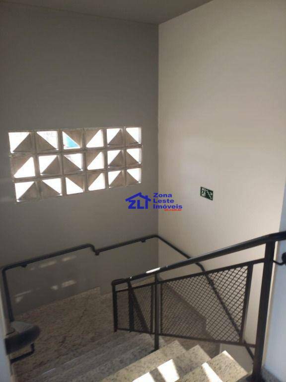 Apartamento à venda com 2 quartos, 37m² - Foto 7