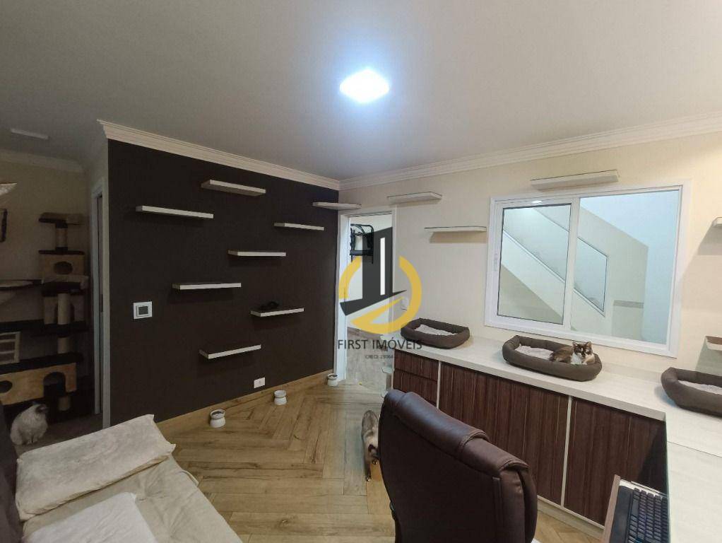 Sobrado à venda com 2 quartos, 250m² - Foto 15