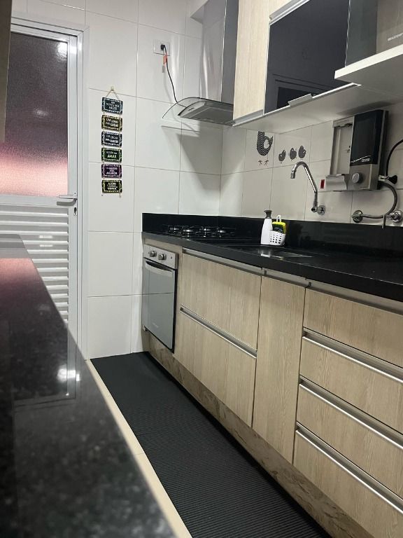 Apartamento à venda com 3 quartos, 65m² - Foto 6