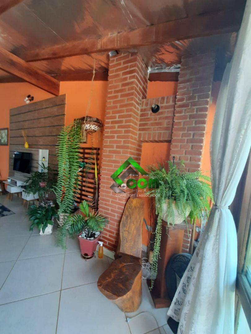 Casa à venda com 4 quartos, 310m² - Foto 10