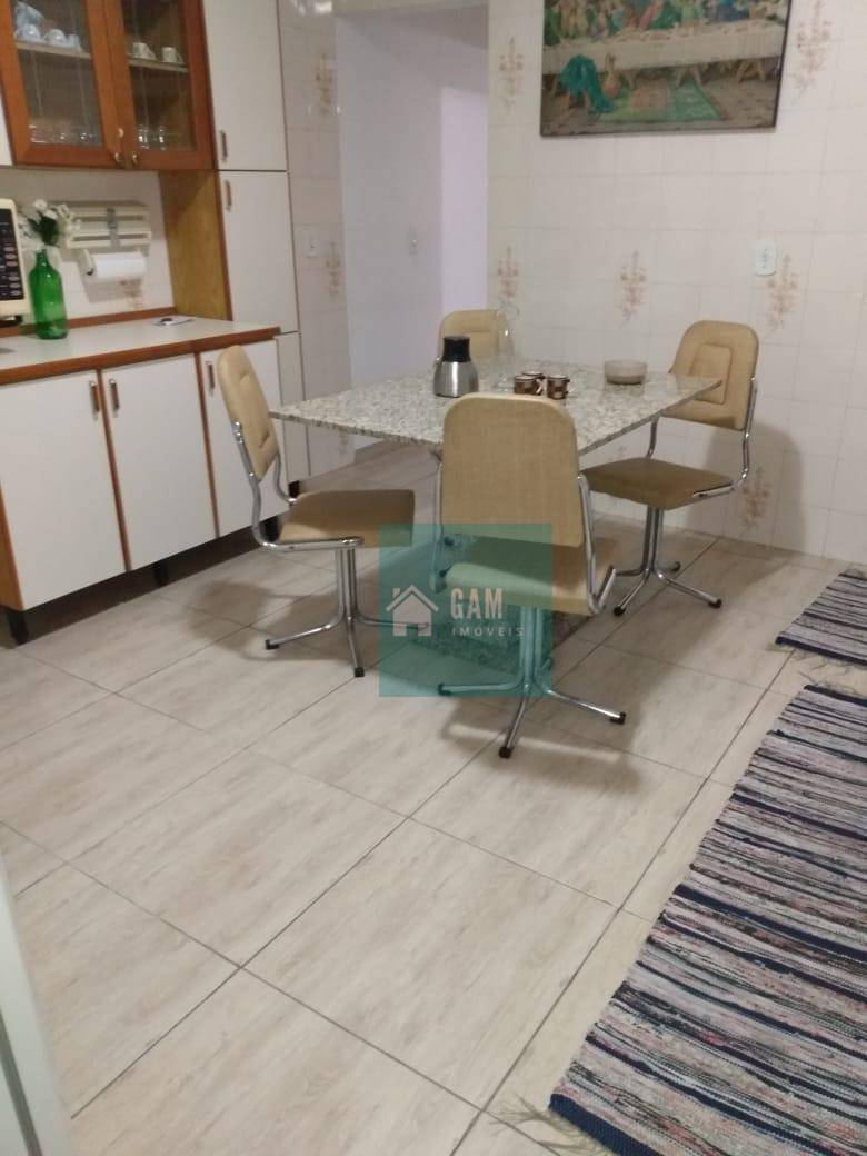 Casa à venda com 6 quartos, 250M2 - Foto 10