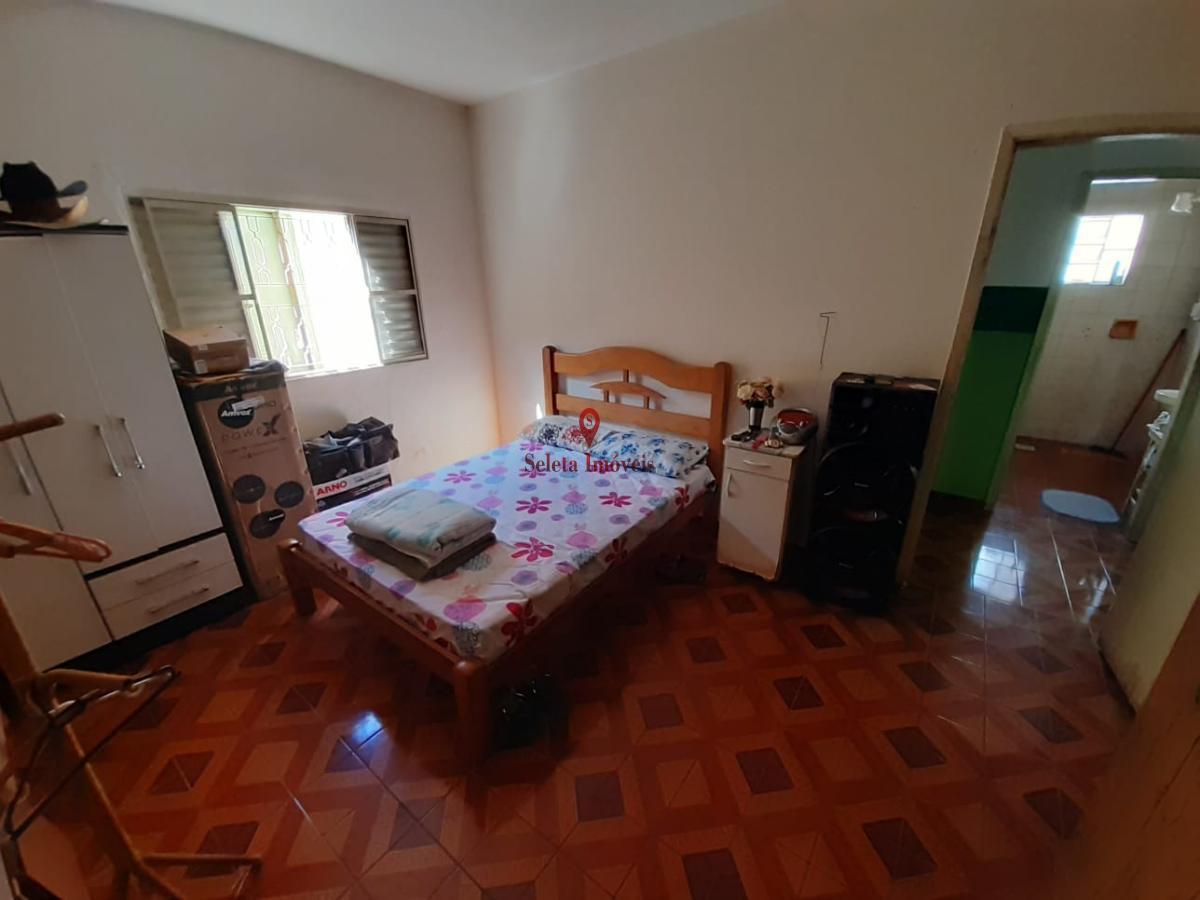 Casa à venda com 2 quartos, 250m² - Foto 11