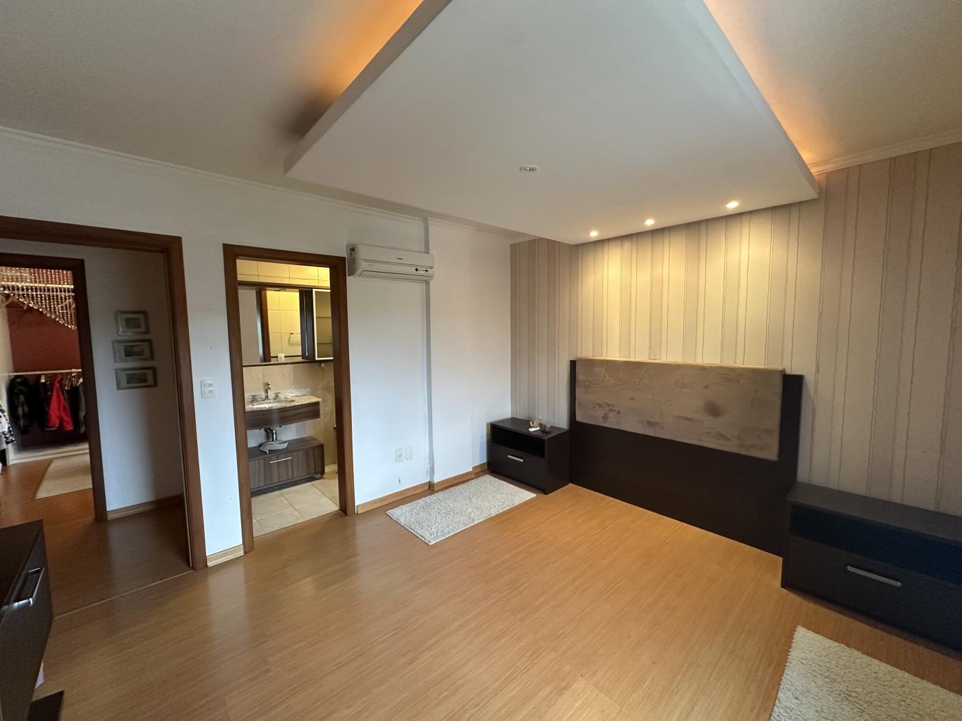 Apartamento à venda com 3 quartos, 137m² - Foto 6