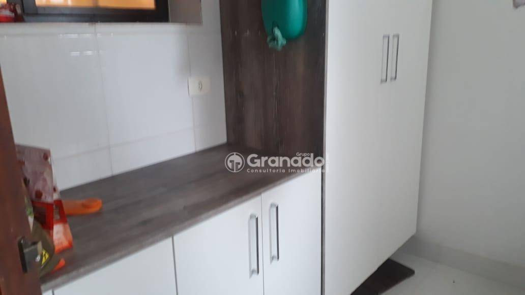 Apartamento à venda com 3 quartos, 100m² - Foto 16